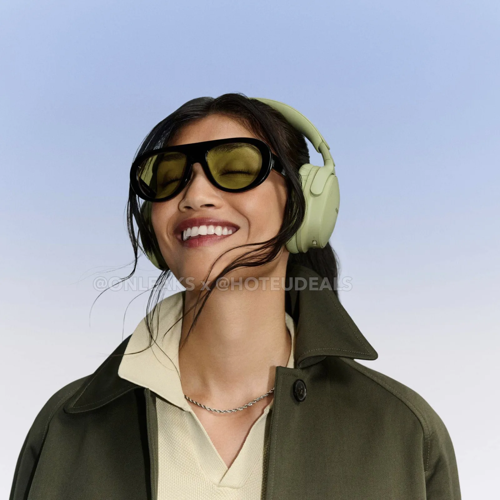 Bose QuietComfort (2nd Gen) in Eucalyptus Green, leaked press render 6 of 7